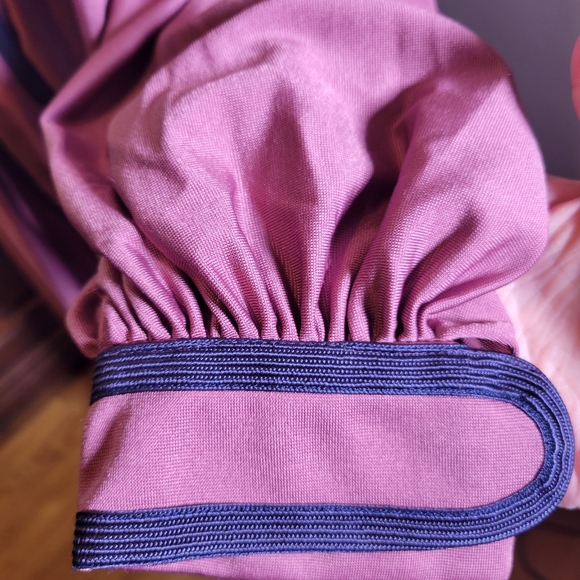 VINTAGE 70'S MIGNON MAUVE AND NAVY POET SLEEVE MIDI DRESS - Picture 4 of 9